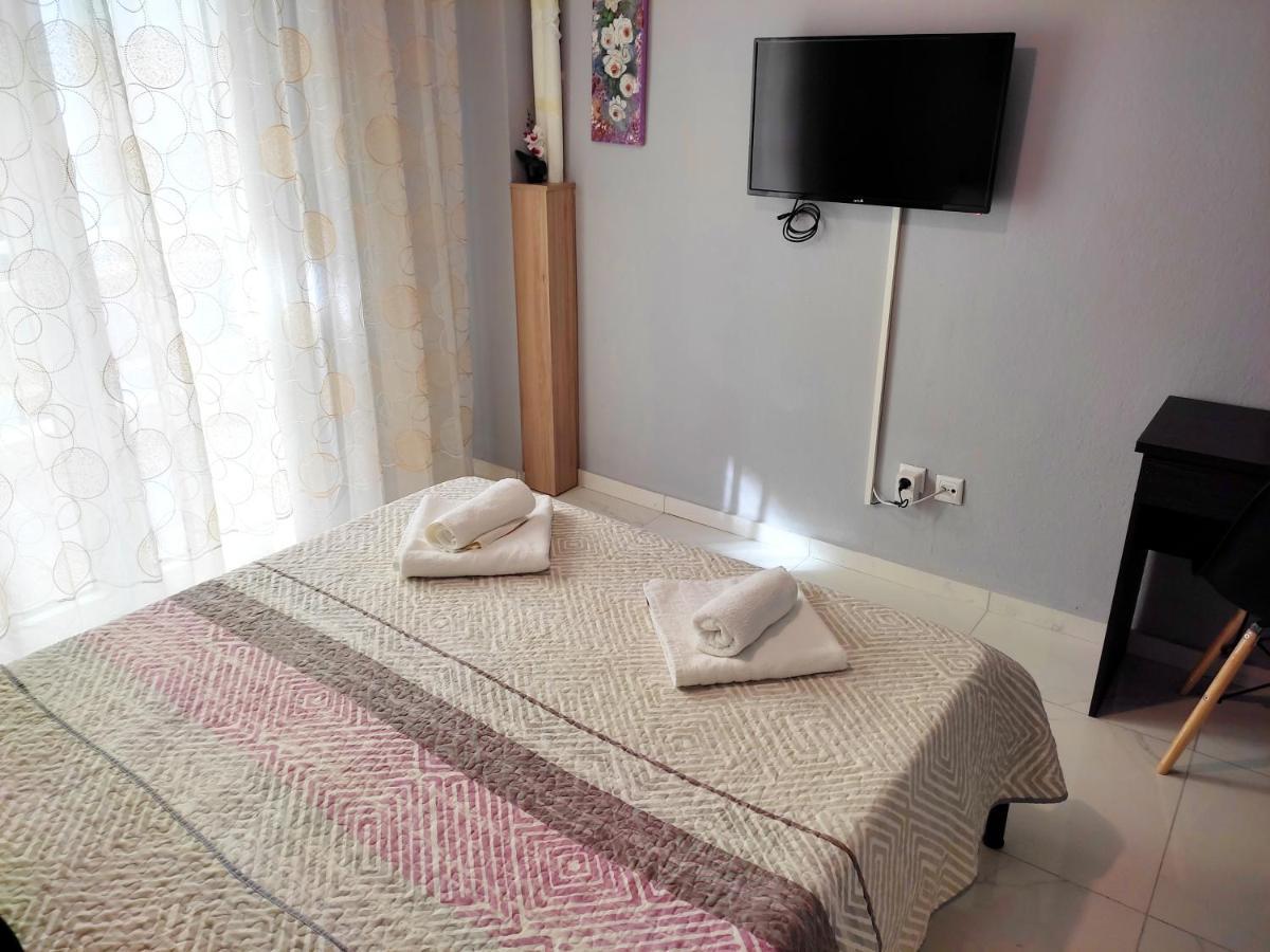 Driftwood Center Apartment Kavala Esterno foto