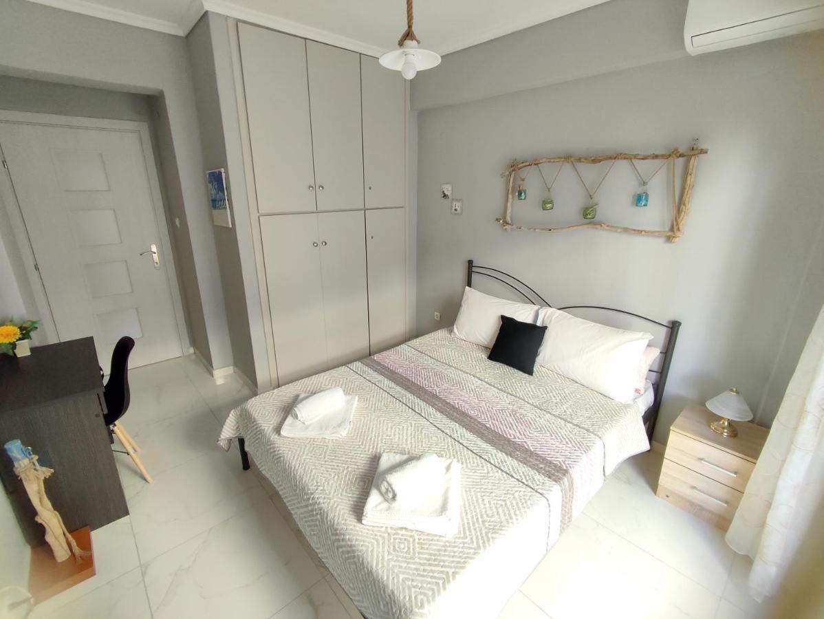 Driftwood Center Apartment Kavala Esterno foto