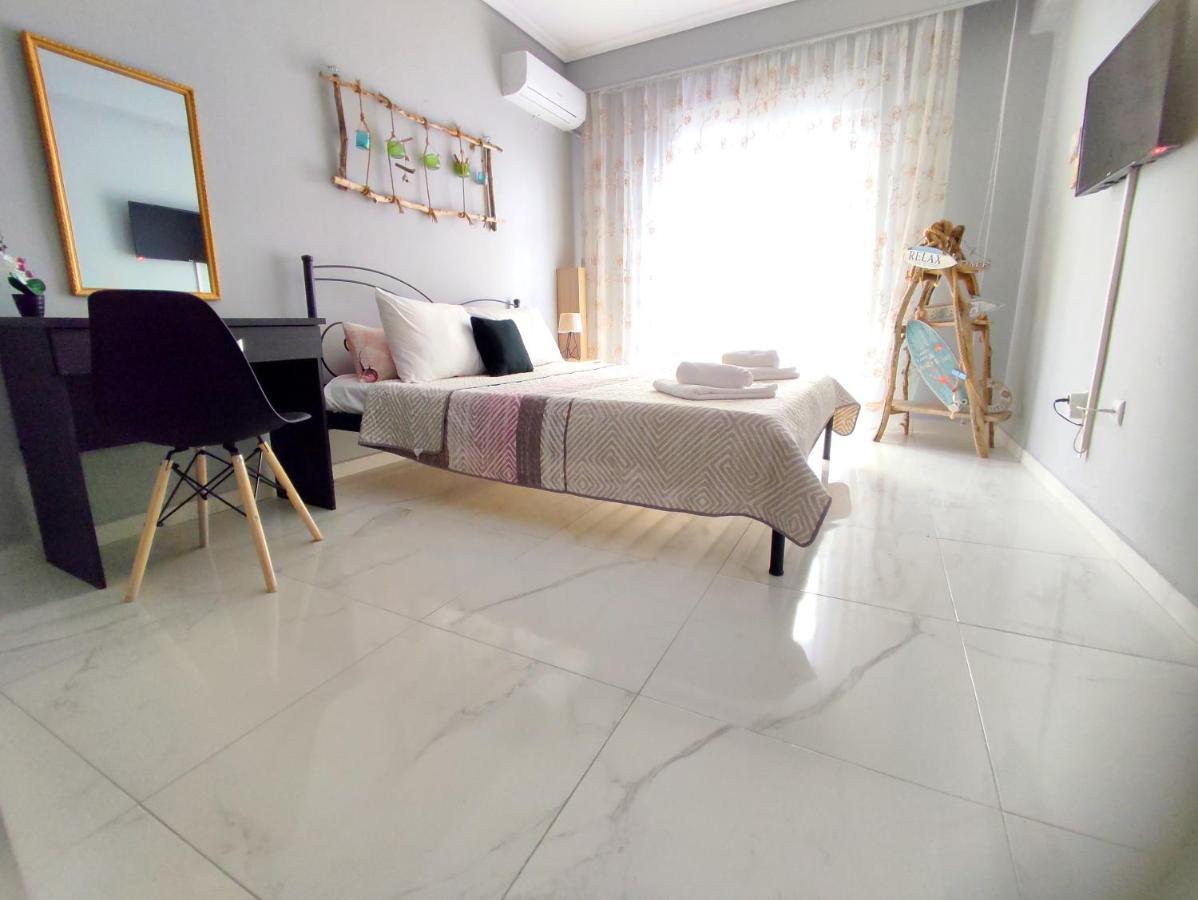 Driftwood Center Apartment Kavala Esterno foto