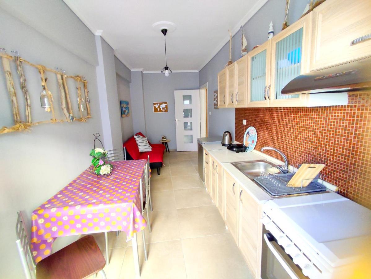 Driftwood Center Apartment Kavala Esterno foto
